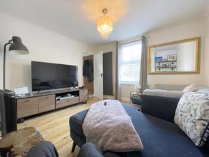 Station Road- click for photo gallery